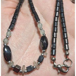 Hematite Quartz Chip Necklace